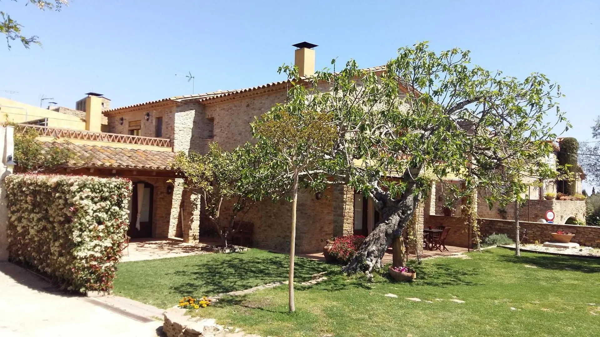 Casa Rural Can Ginesta Sant Feliu de Boada 0*,  İspanya