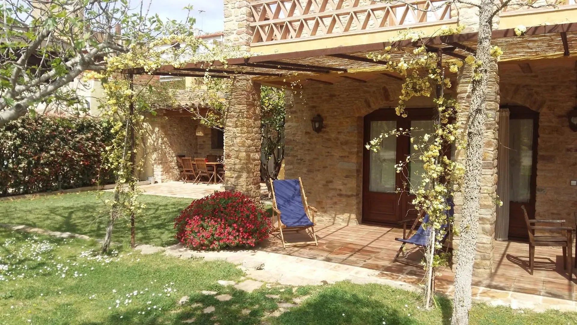 Casa Rural Can Ginesta Sant Feliu de Boada 0*,