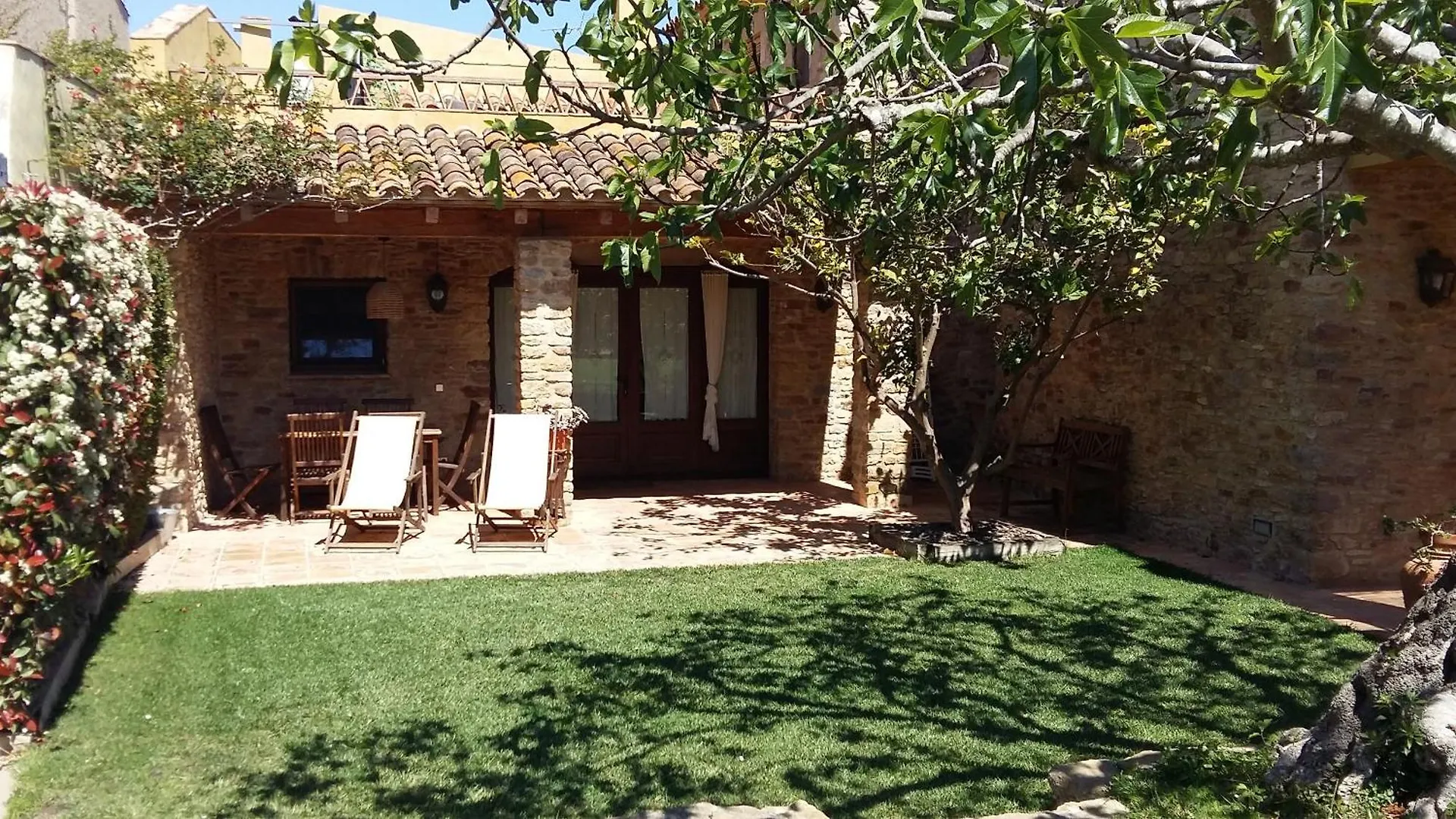 Country house Casa Rural Can Ginesta Sant Feliu de Boada Spain